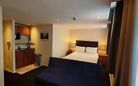 Grand Plaza apartamentos con servicio